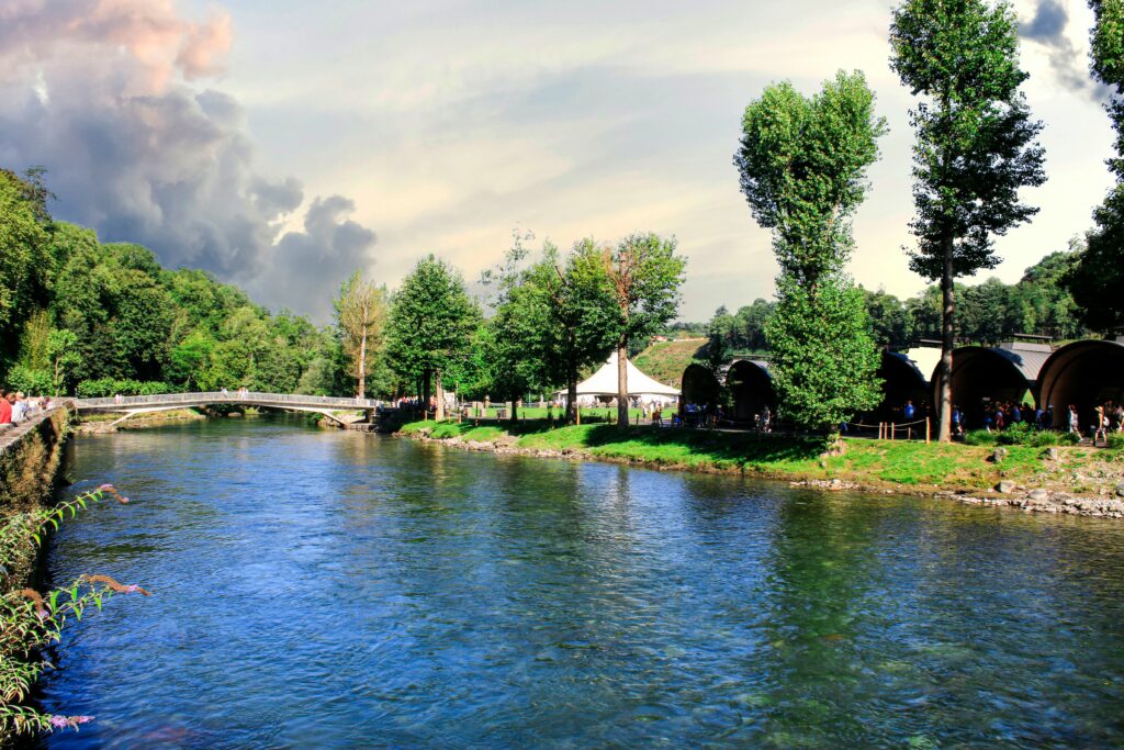 lourdes2
