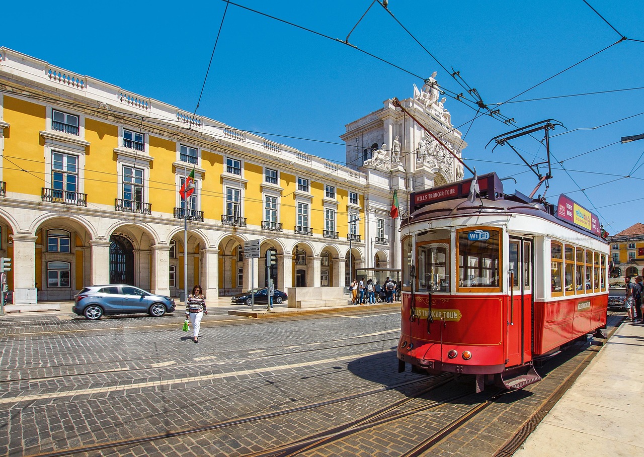 Blog tram, train, road, building, monument, cityscape, lisbon, portugal, architecture, city, lisboa, europe, landmark, portuguese, tourism, skyline, alfama, scene, travel, tram, train, lisbon, lisbon, lisbon, portugal, portugal, portugal, portugal, portugal